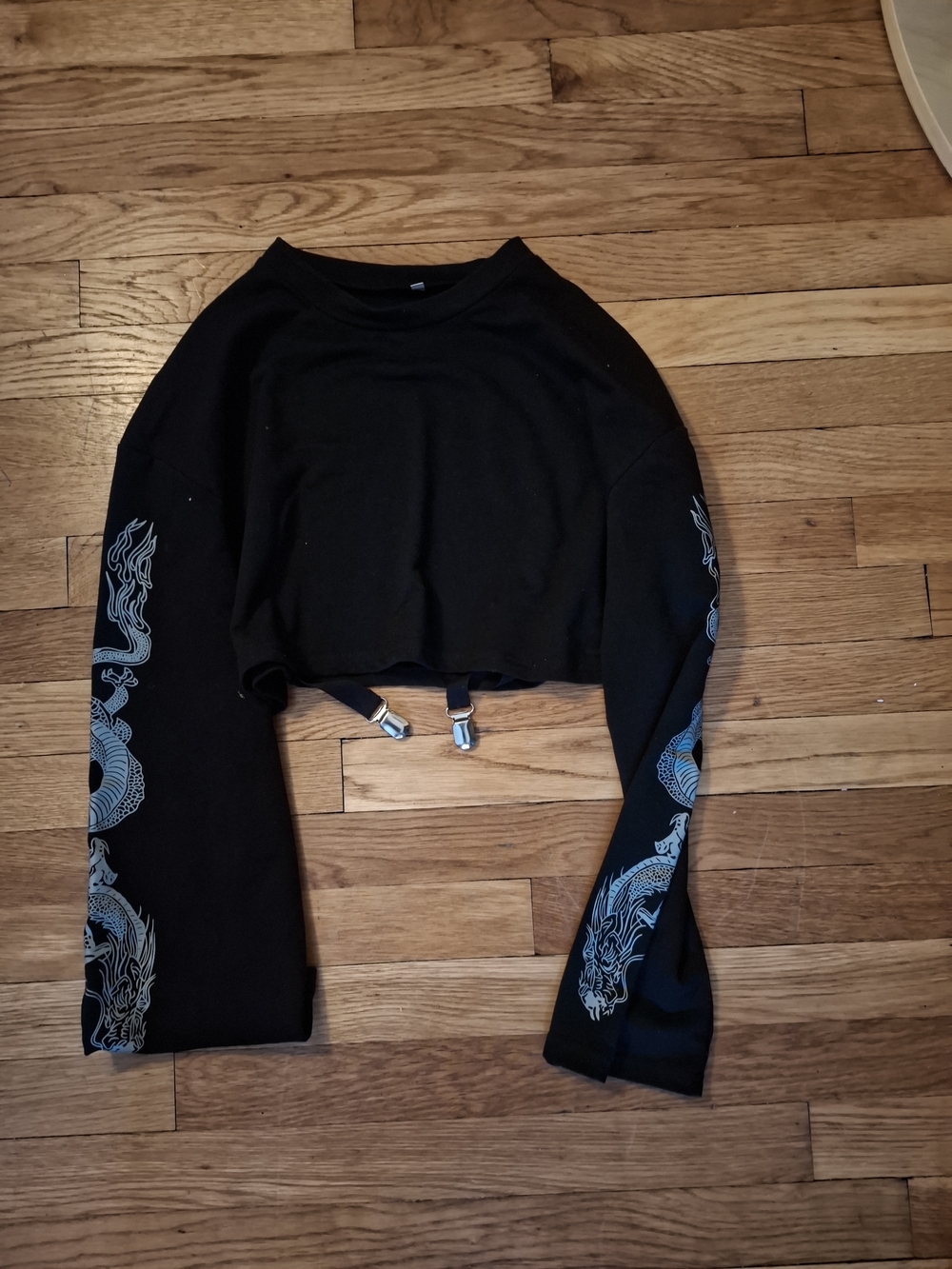 Asain Black Cropped Long-Sleeve Top with Dragon Sleeve
